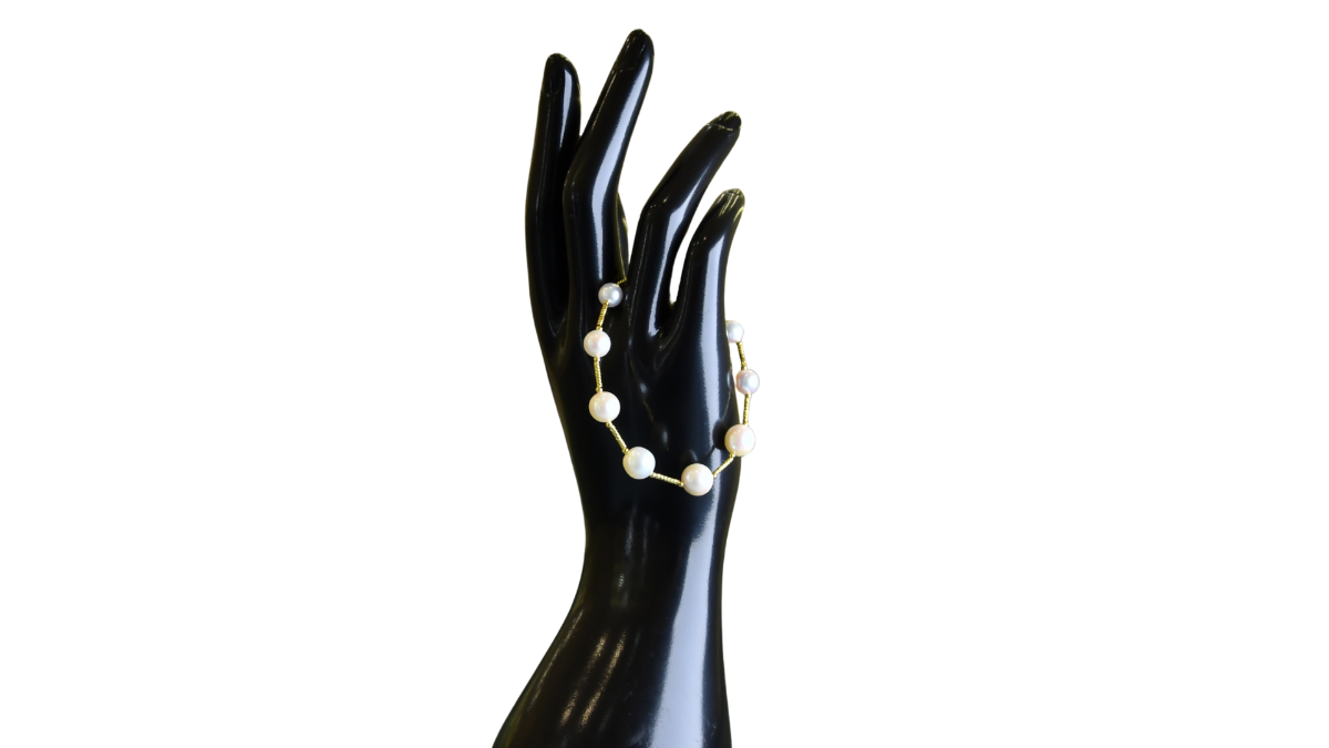 Сувдан бугуйвч