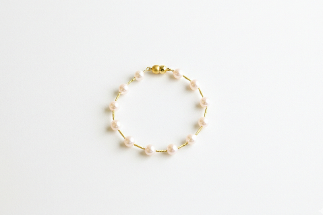 Сувдан бугуйвч